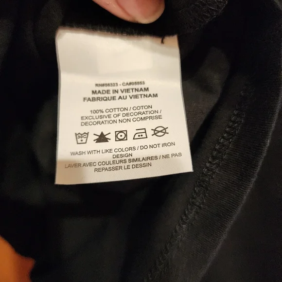 Nike Black & Gold Long Sleeve Shirt, XL - Picture 8 of 8